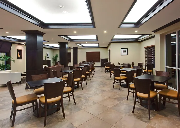 Holiday Inn Express Hotel & Suites Albuquerque Airport By Ihg