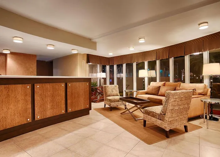 Best Western Plus Suites Hotel Coronado Island