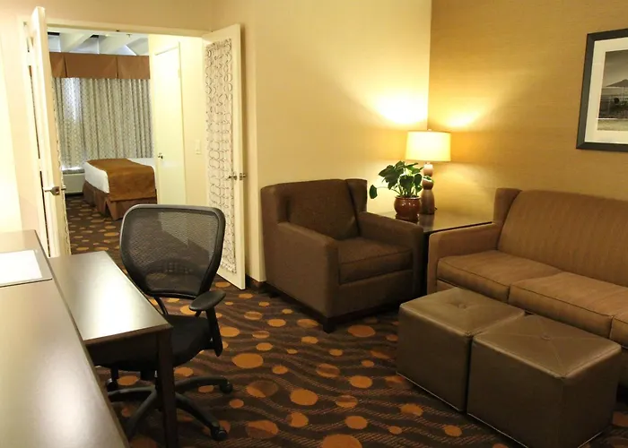 Best Western Plus Suites Hotel Coronado Island