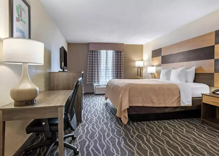 Quality Inn & Suites Lafayette I-65