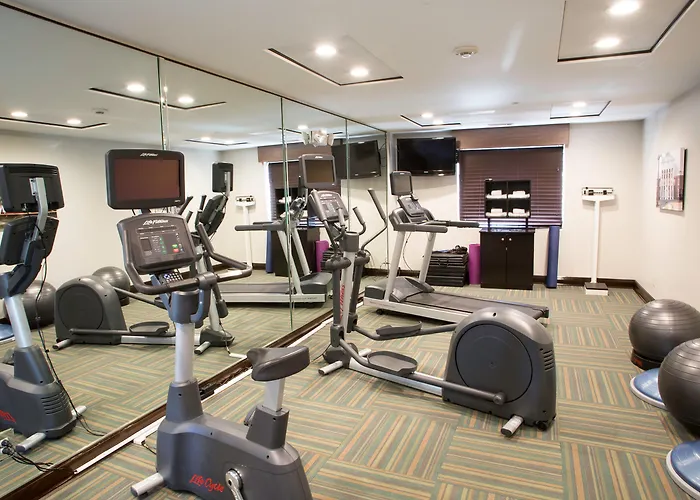 Holiday Inn Express & Suites - Oxford By Ihg