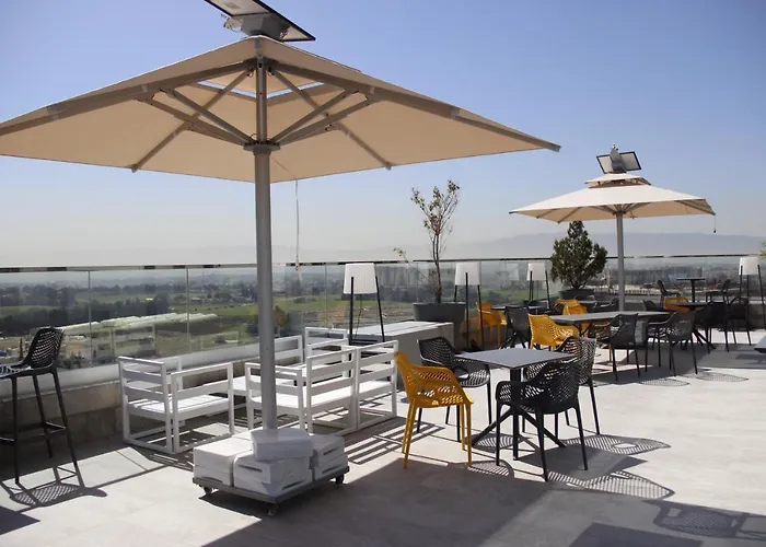 Golden Tulip Opera Alger