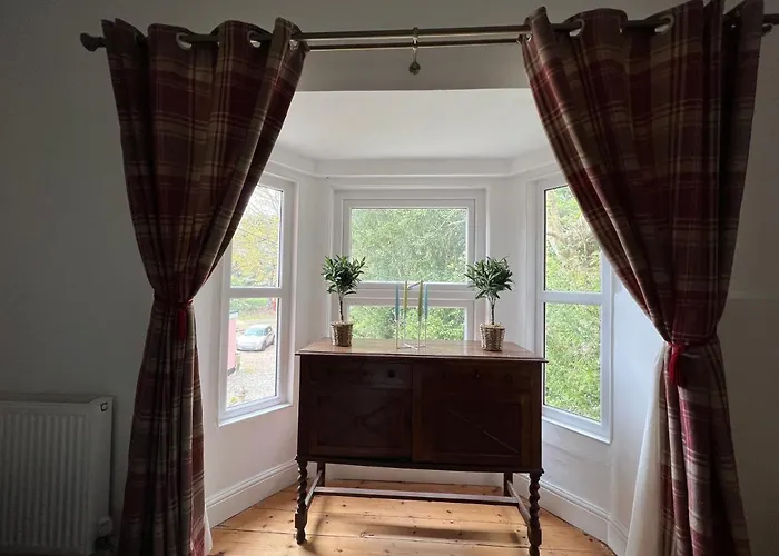 Guestling House
