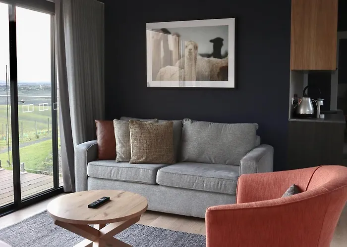 Marnong Estate