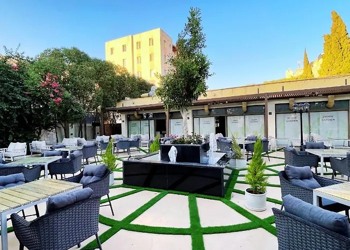 Al Joude Hotel فندق الجود