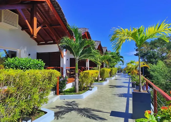 Andriana Resort & Spa