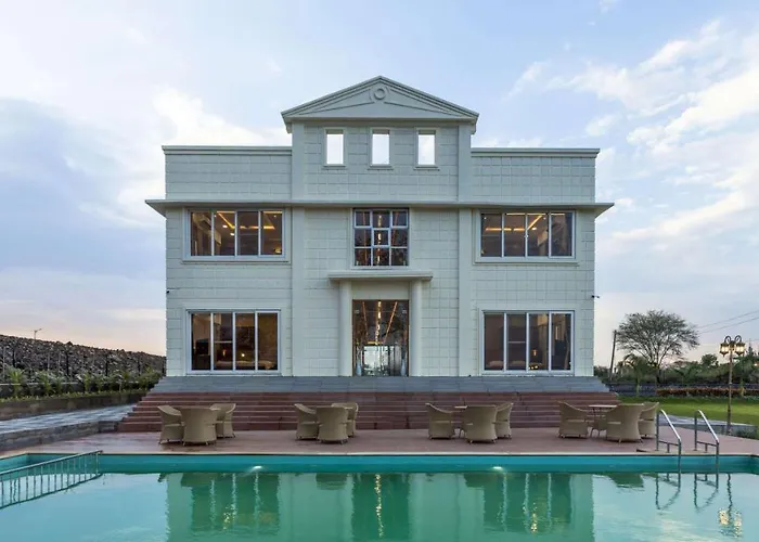 Nanded Boutique Retreat