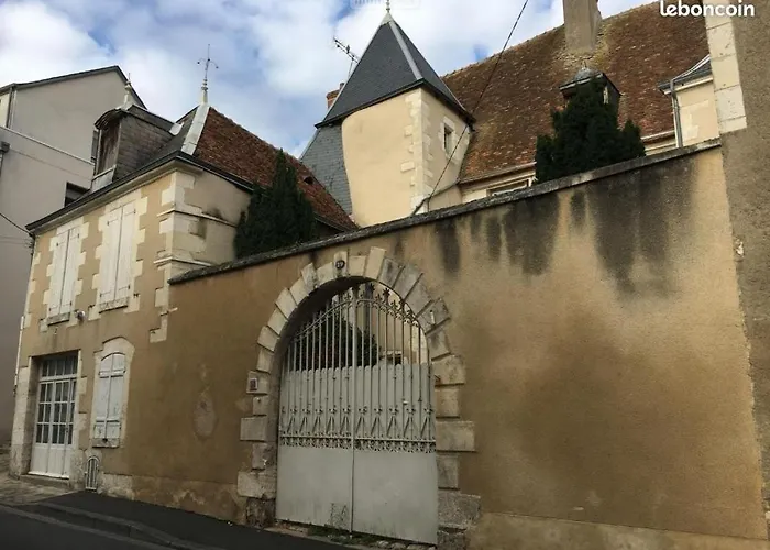 Le Logis de Saint Cyr
