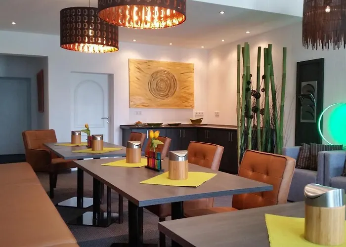 Appart-Hotel, Einsteinstrasse