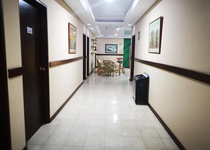 Hotel Sin Escala