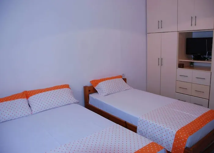 The Hill Apartment