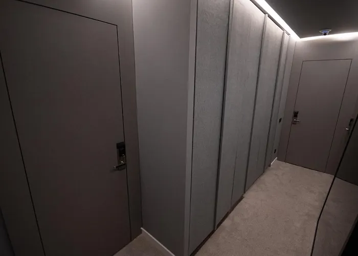 Bloom Suites