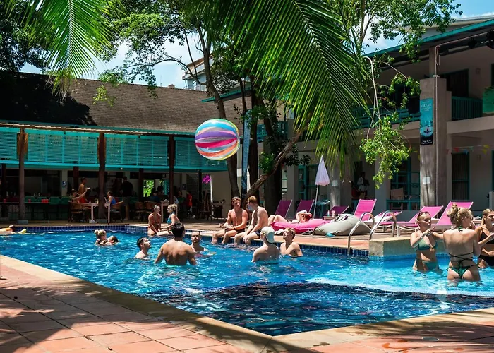 Nomads Ao Nang Party Hostel 18-35 Years Old Only