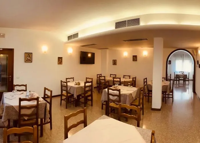 Hotel Banatium B&B Cucina