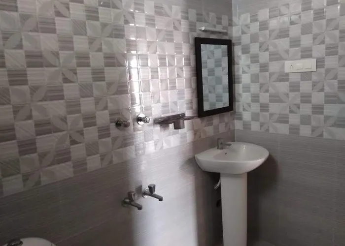 Hotel Sri Murugan Guest House