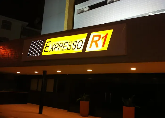 Expresso R1 Hotel