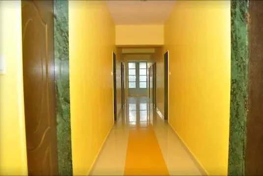 Hotel Mahakal Tulsi