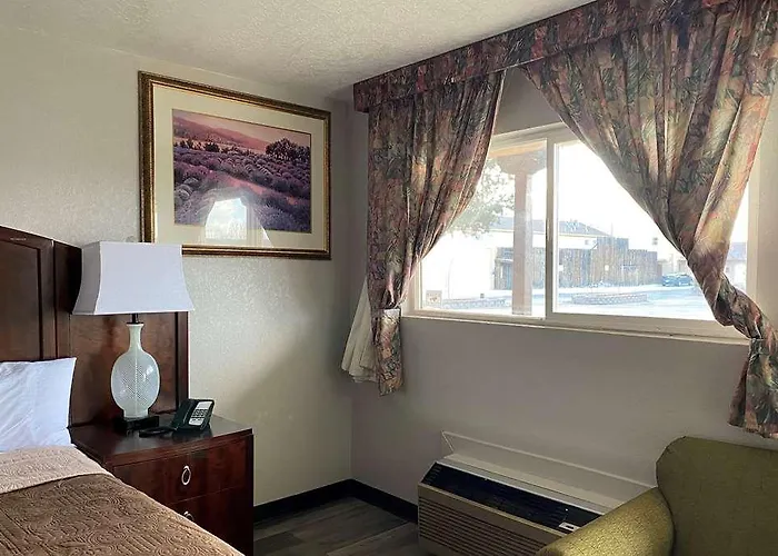 Travelodge By Wyndham Farmington Hwy 64