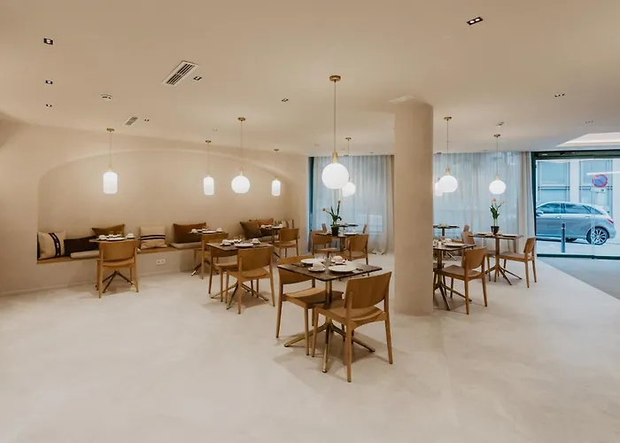 Hotel Petit Luxe