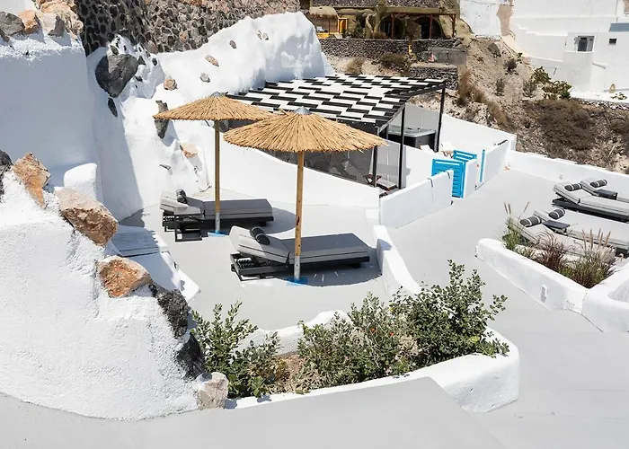 Rafael' S Mediteranian Cave Suites