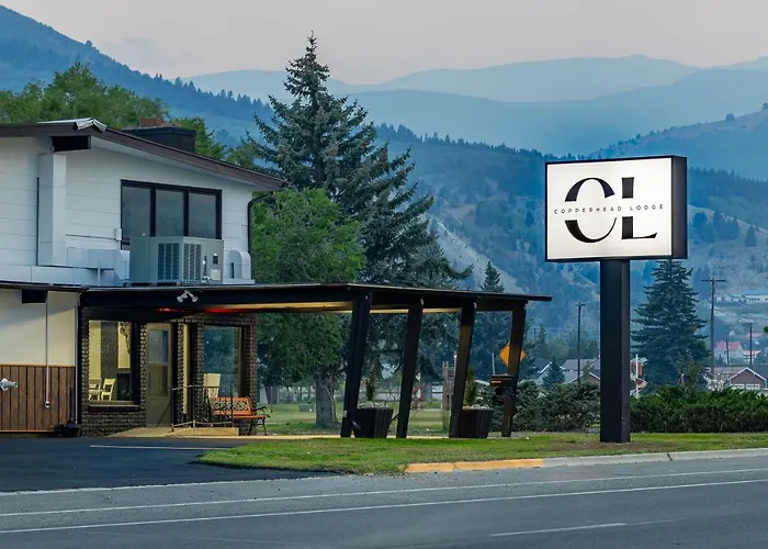 Copperhead Lodge