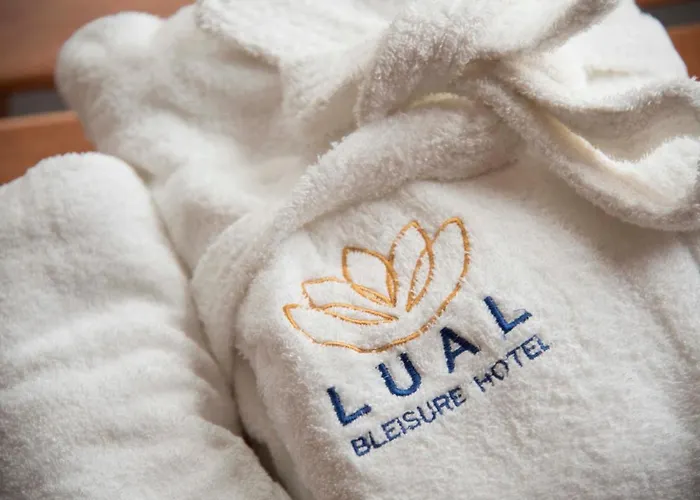 LUAL Bleisure Hotel