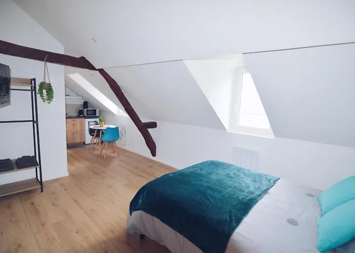 Studios Lsquare Residence Afpa