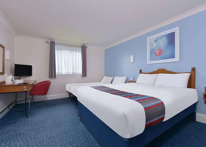 Travelodge Warrington Lowton