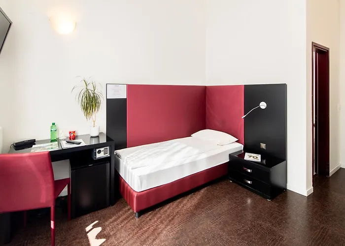 Hotel Rio Garni