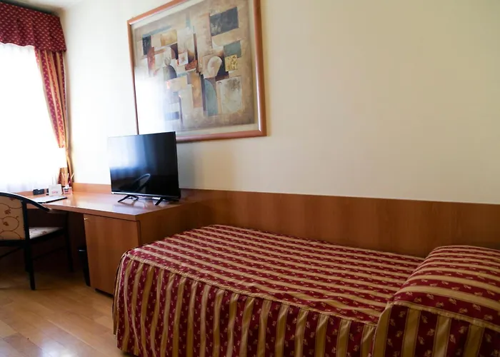 Melas Hotel