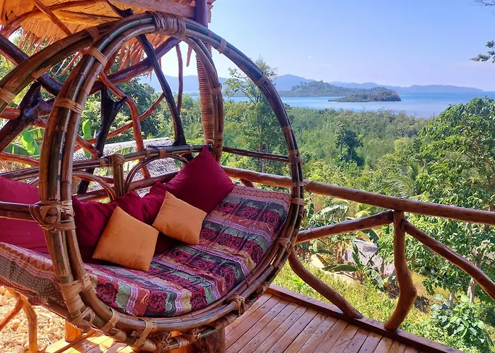 Jungle Bar Honeymoon Suite & Private Pool
