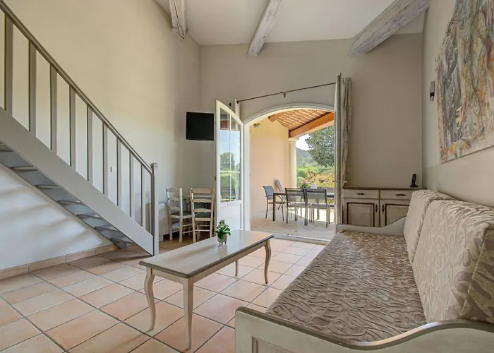 Les Residences De Metifiot