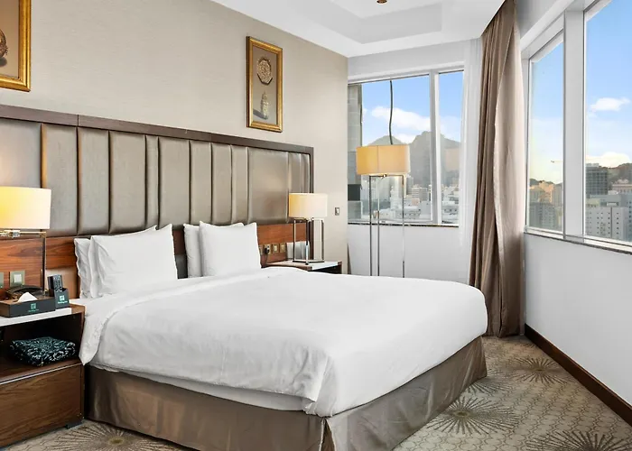 Holiday Suites Al Azizia