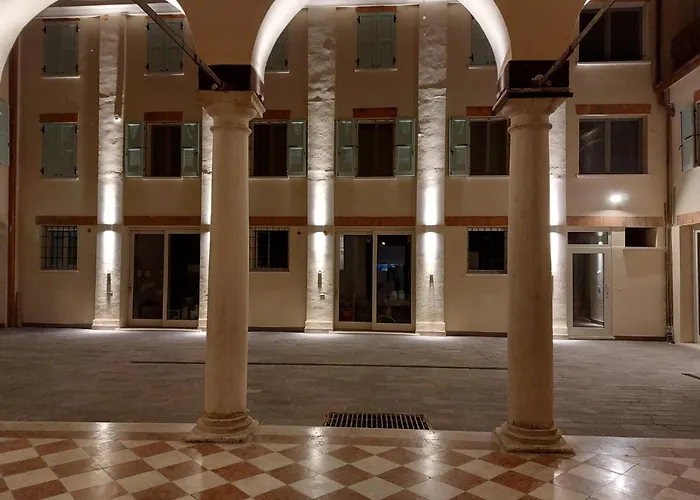 Cà Uberti Palace Hotel