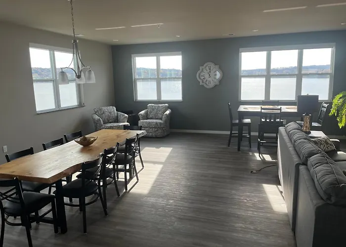 Luckys Lodge