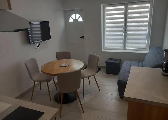 Studio plain-pied 2 Personnes 150 m de la plage