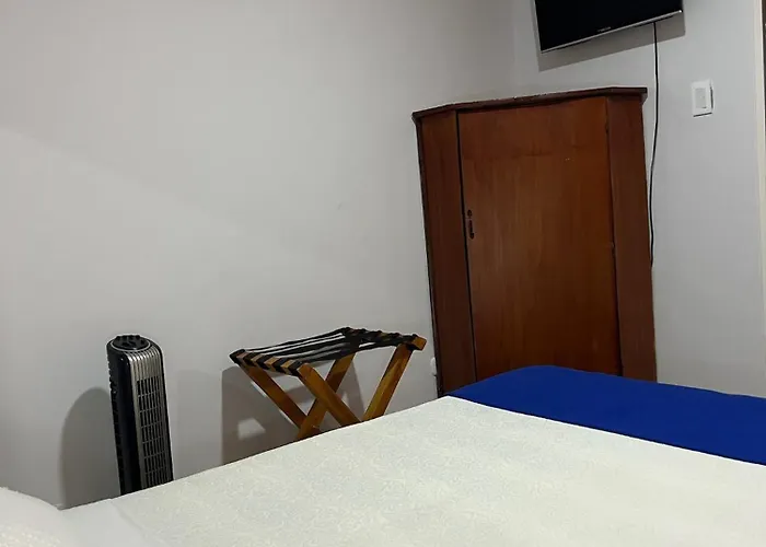 HOTEL ARMENIA CENTRO , TENEMOS AGUA CALIENTE y FACTURACION ELECTRONICA, Gracias
