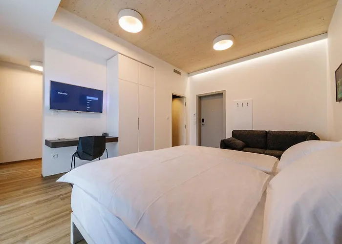Wud Hotel
