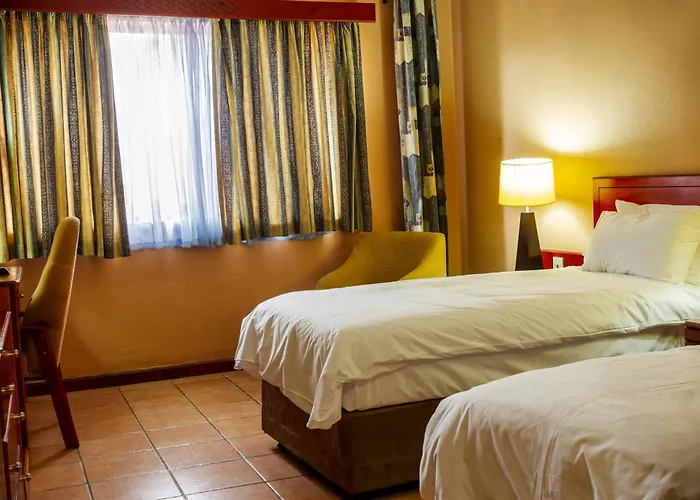 M'Kango Golfview Hotel