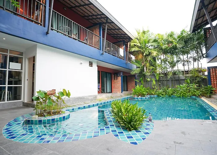 Kraam Silhouette Hotel&Cafe Phuket- Chalong pier Hotel