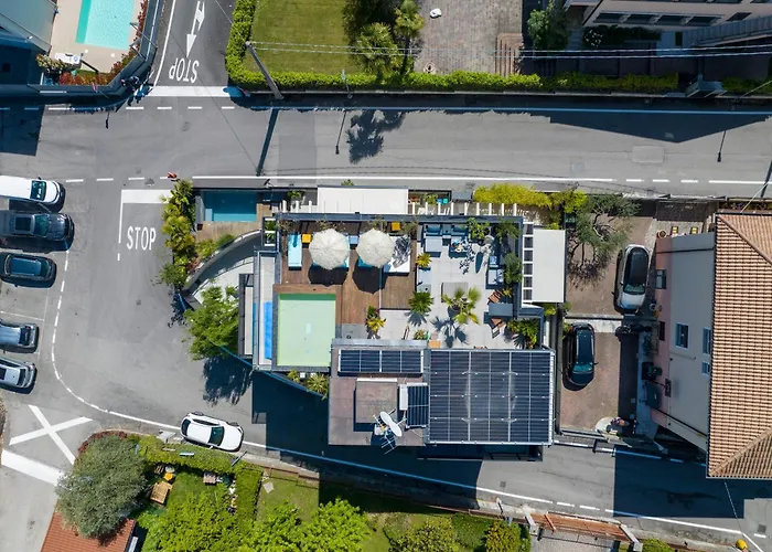 Plaza Lago di Garda Rooms - Rooftop, Lakeview&Jacuzzi