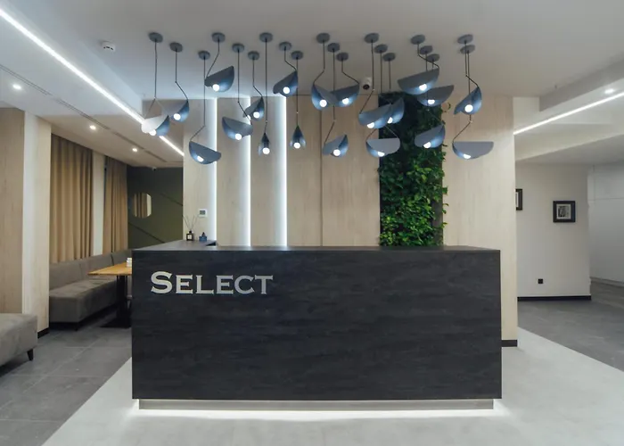 Select Hotel
