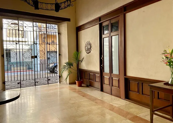 Paseo Colonial - Sabbatical #1