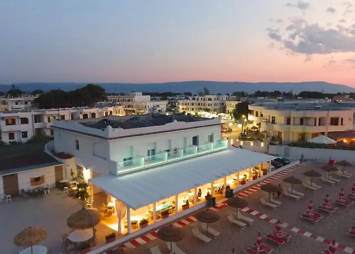 Albergo Diomedee Rooms On The Beach