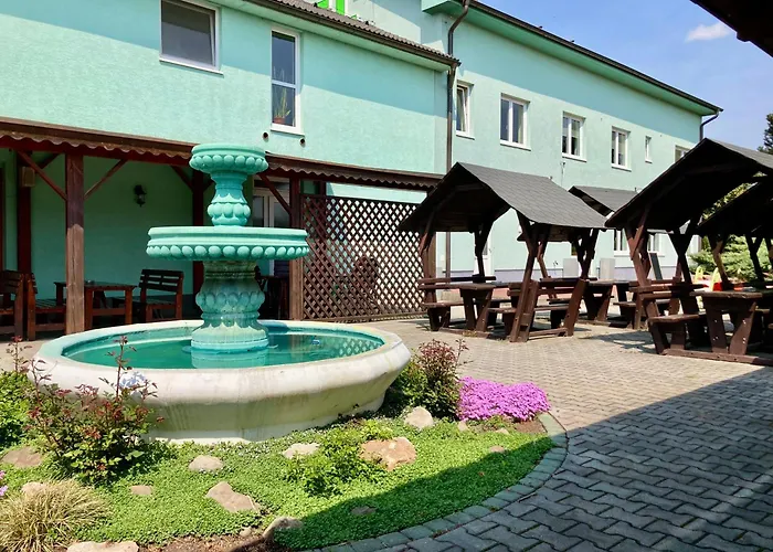 Hotel Zelený Dvor