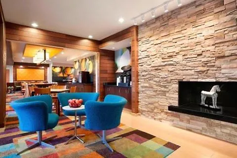 Fairfield Inn And Suites Lansing West