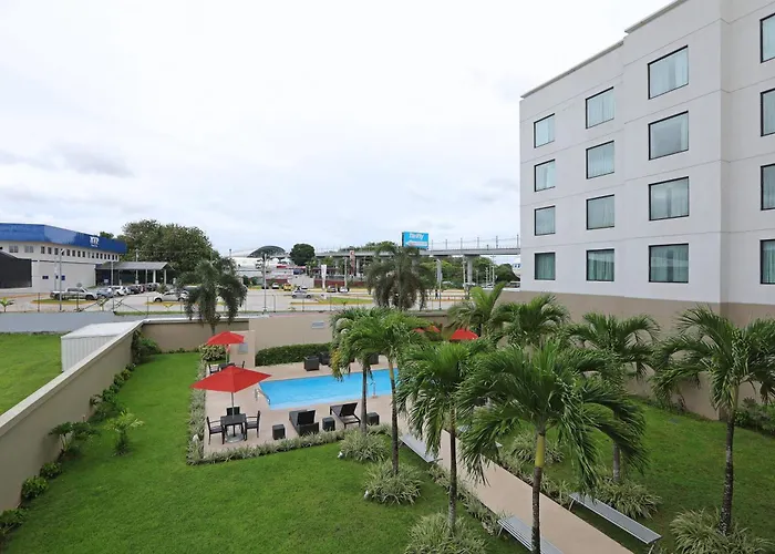 Courtyard By Marriott Panama Metromall