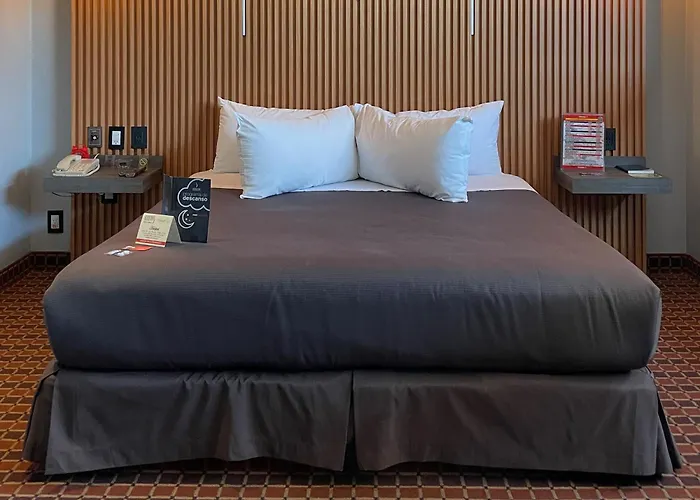 Suites Inn la Muralla Hotel&Spa