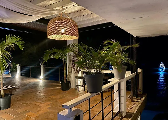 Boutique Beachfront Hotel on Isla Contadora