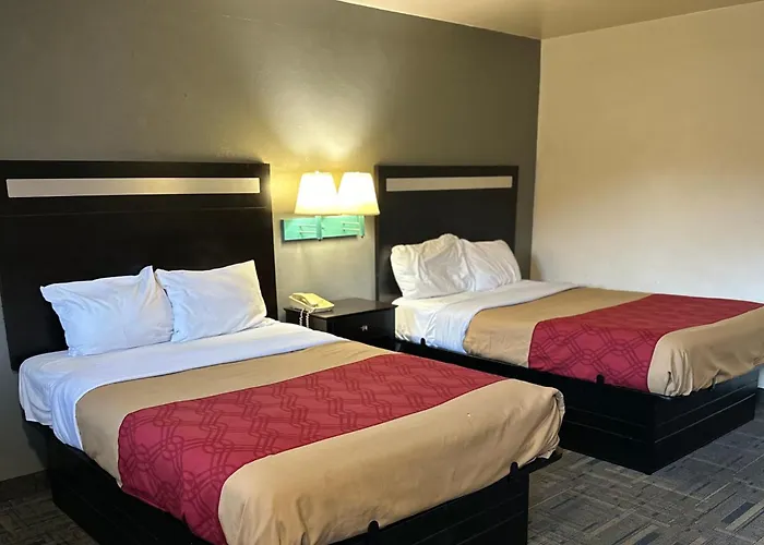 Budget Host Inn Charleston